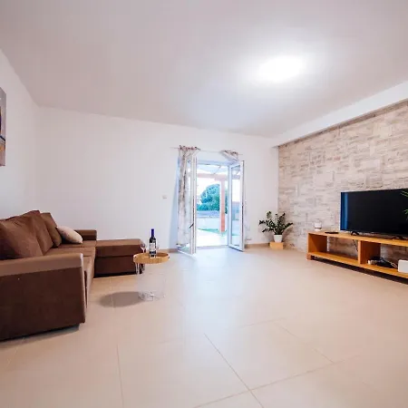 Charming Holiday In Privlaka With Private Pool * Privlaka (Zadar)