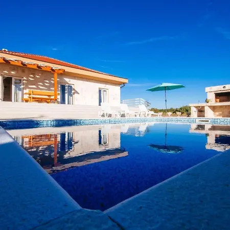 Charming Holiday In Privlaka With Private Pool Privlaka (Zadar)