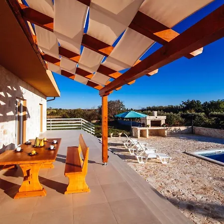 Charming Holiday In Privlaka With Private Pool * Privlaka (Zadar)