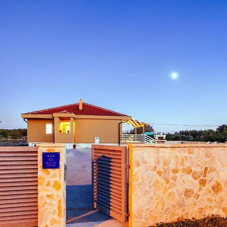 Charming Holiday In Privlaka With Private Pool Privlaka (Zadar)