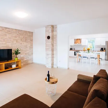 Charming Holiday In Privlaka With Private Pool * Privlaka (Zadar)